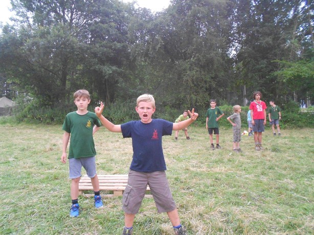 Sint-Martinus den XIIde - Kamp Bourseigne-Neuve JVK